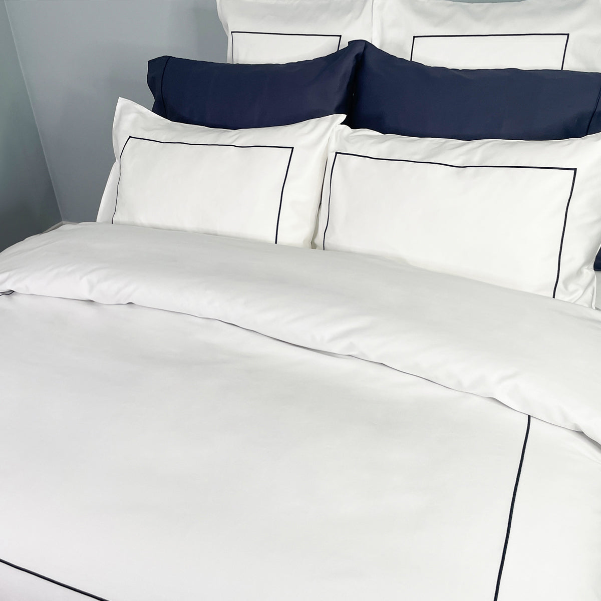 Italian White Hotel Collection Duvet Cover